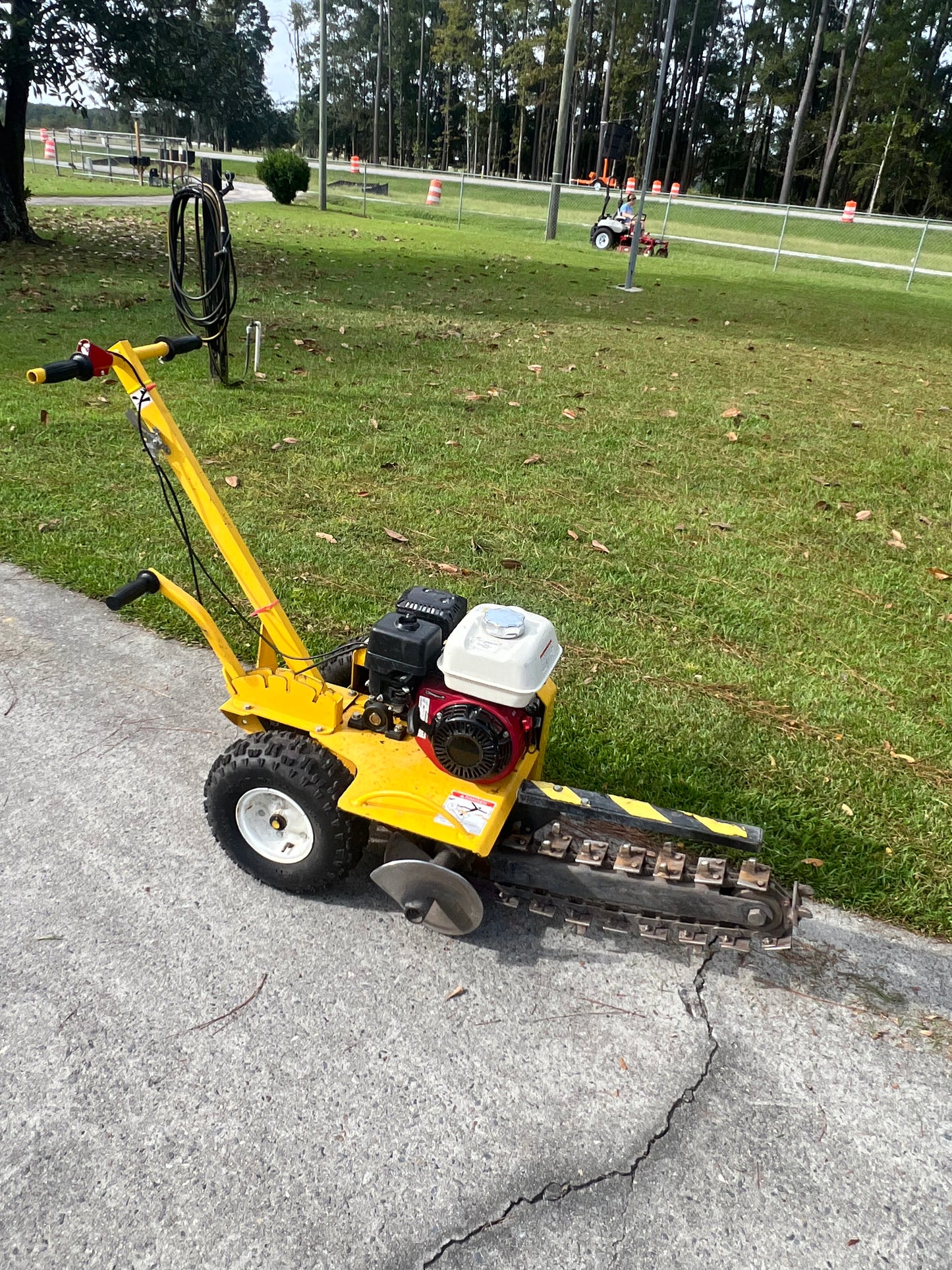 18” Trencher
