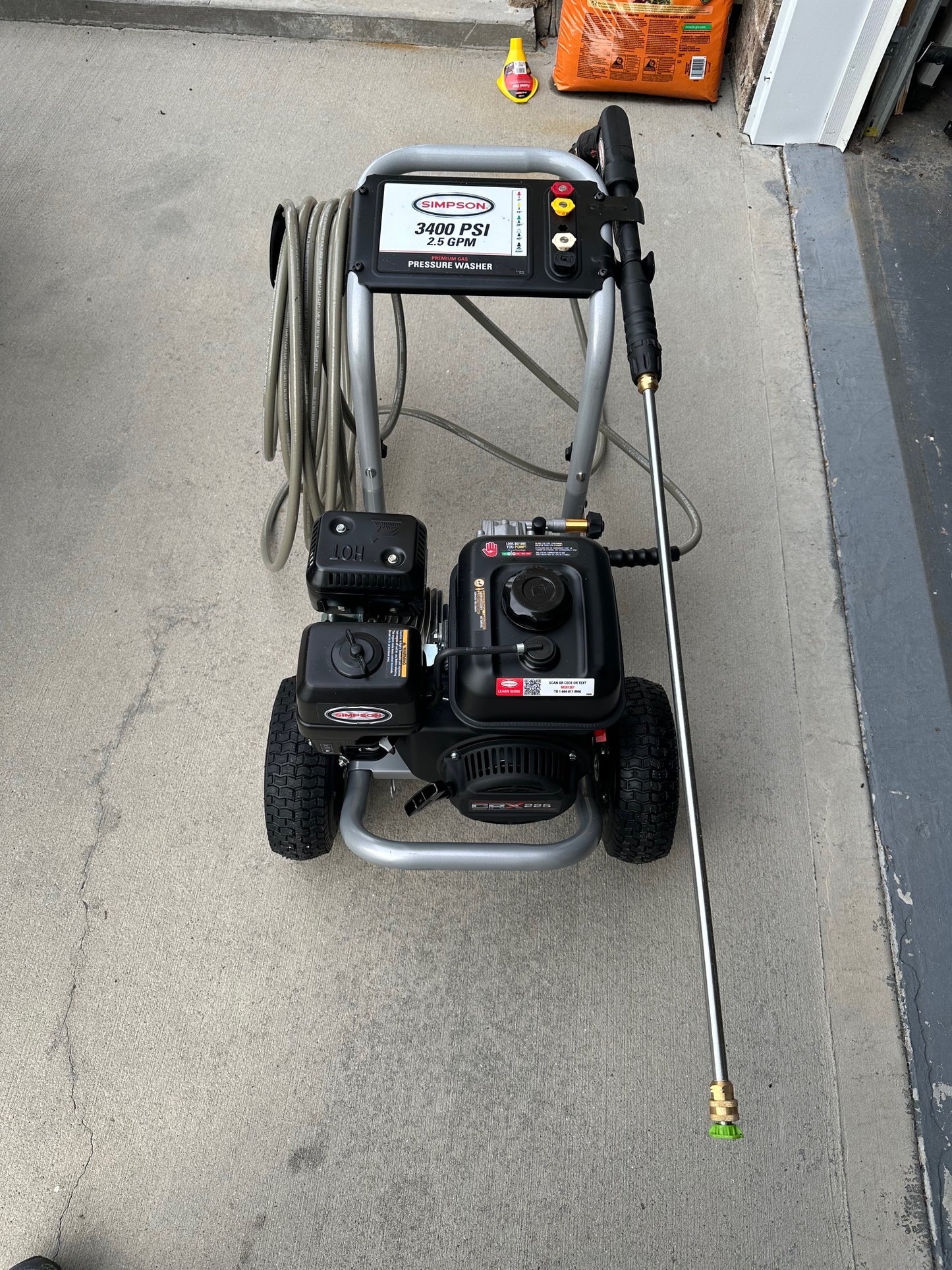 3400 psi Pressure Washer - Gas Powered