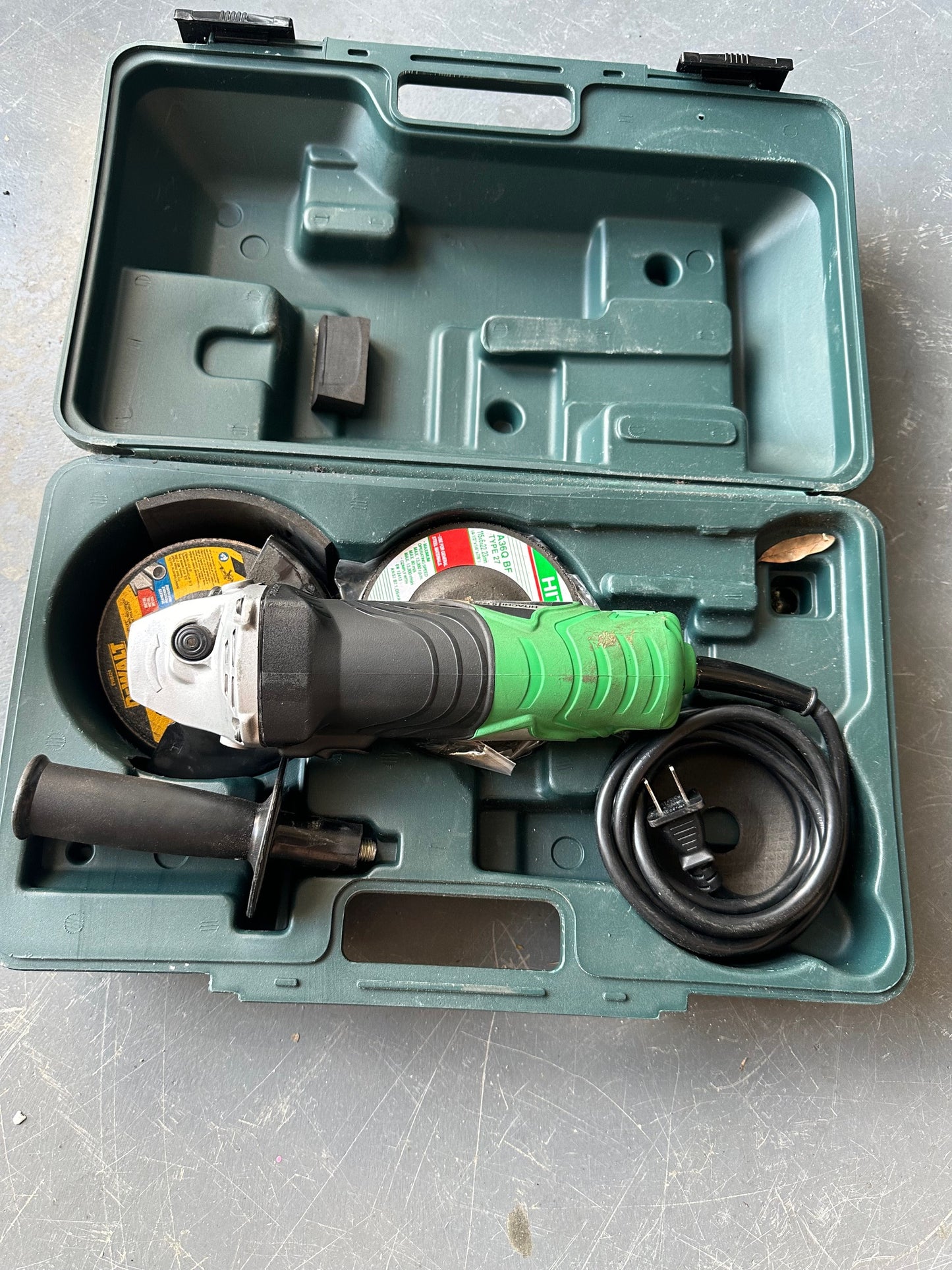 4 1/4in Angle Grinder - Corded